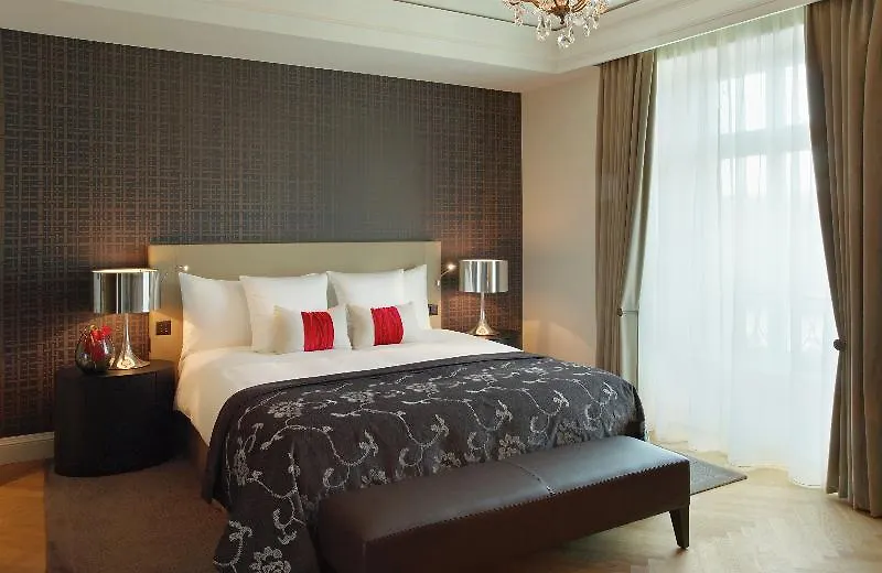Hotel Schweizerhof Bern & Spa Suisse